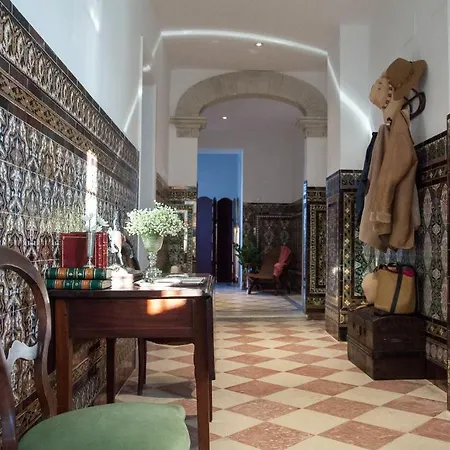 La Carreña Hotel